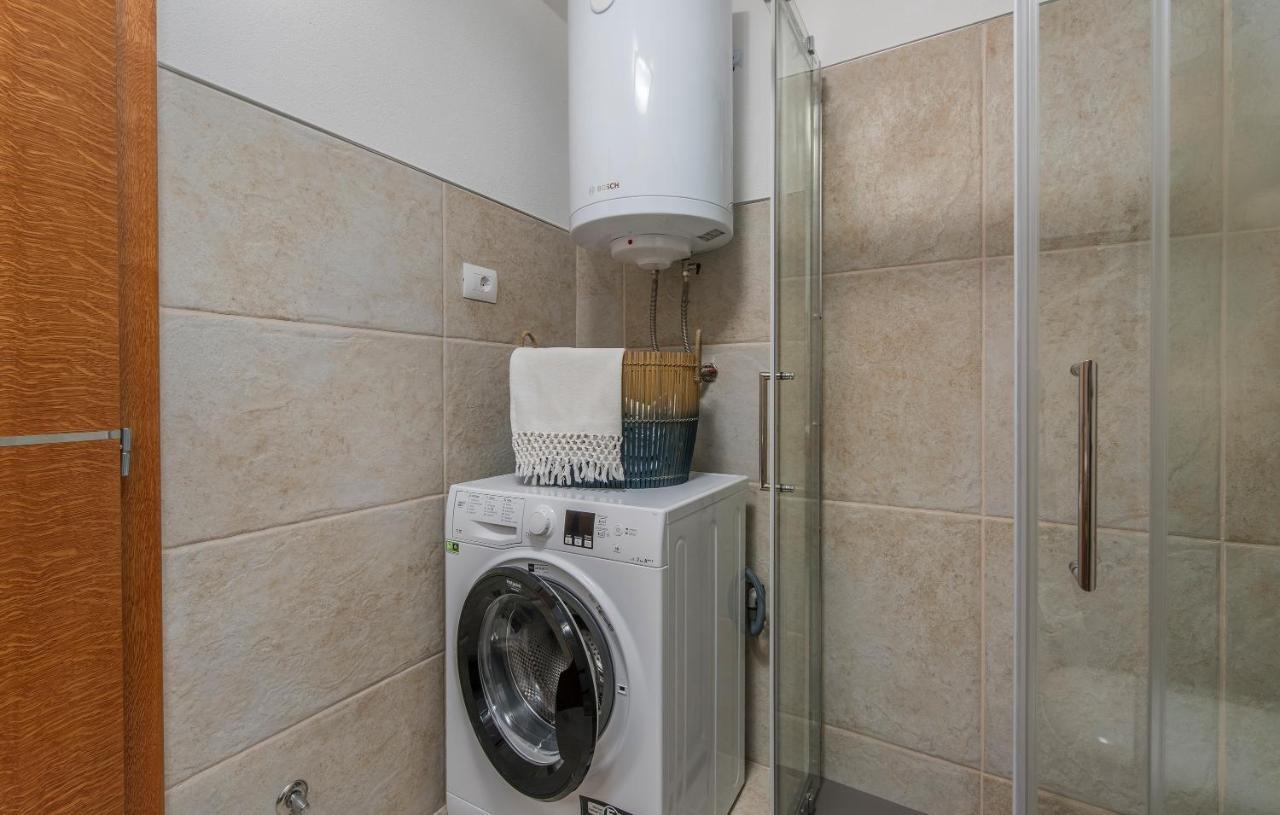 Apartment Claire Karšete Екстериор снимка