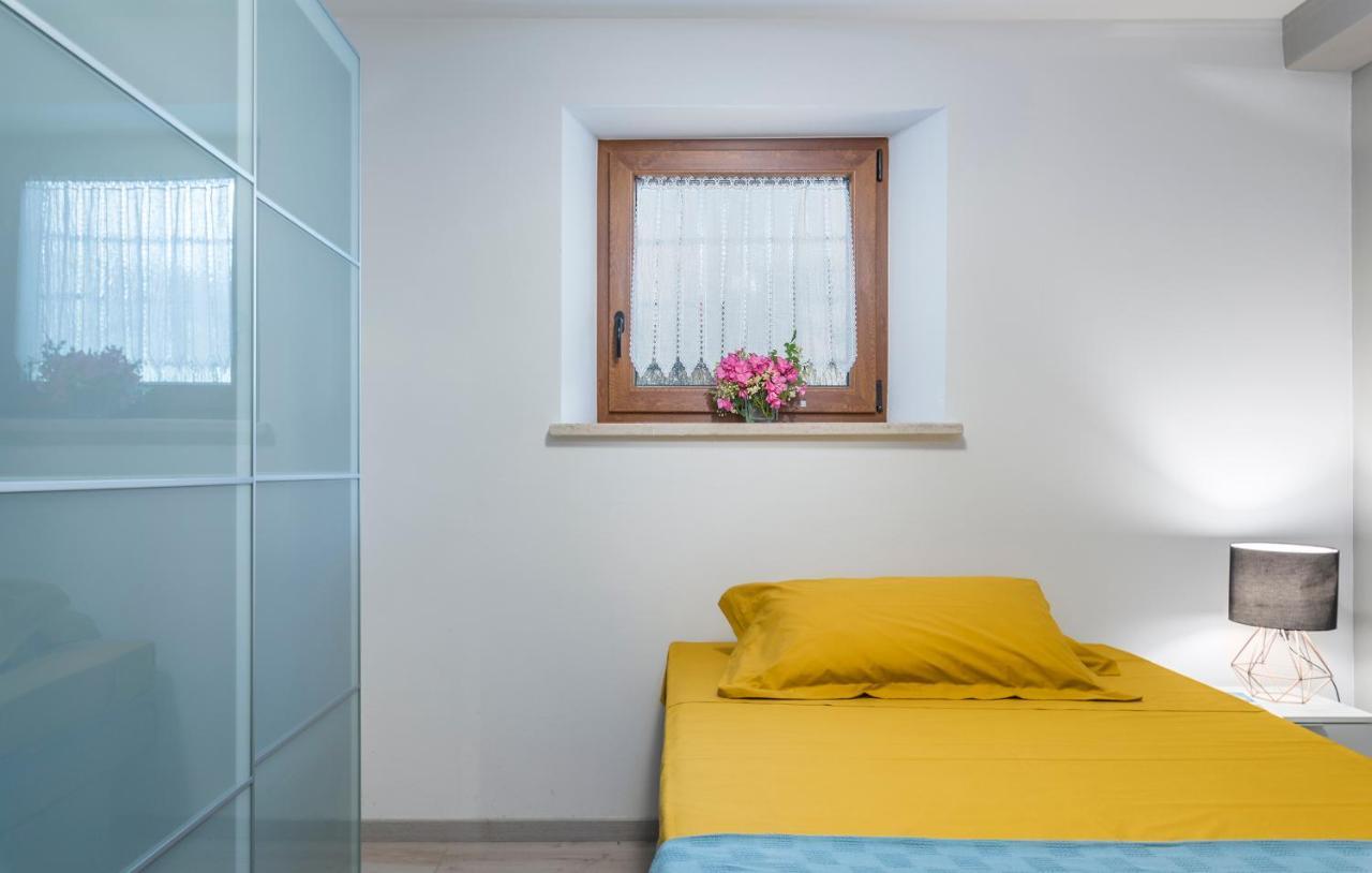 Apartment Claire Karšete Екстериор снимка