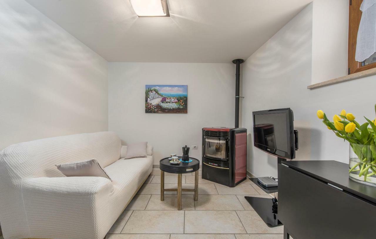 Apartment Claire Karšete Екстериор снимка